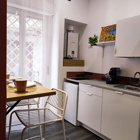 Donna Oliva Guest House パレルモ エクステリア 写真