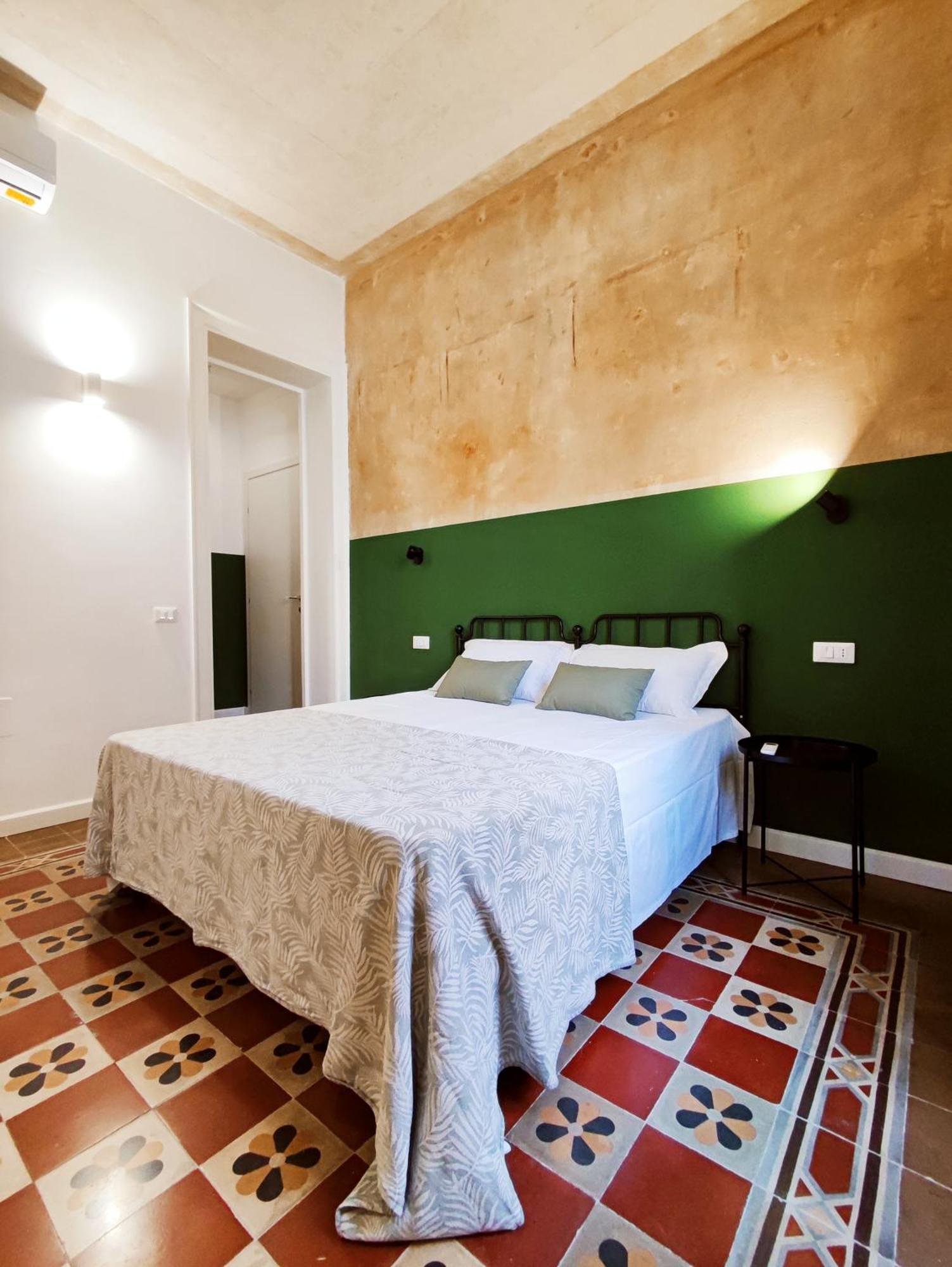 Donna Oliva Guest House パレルモ エクステリア 写真