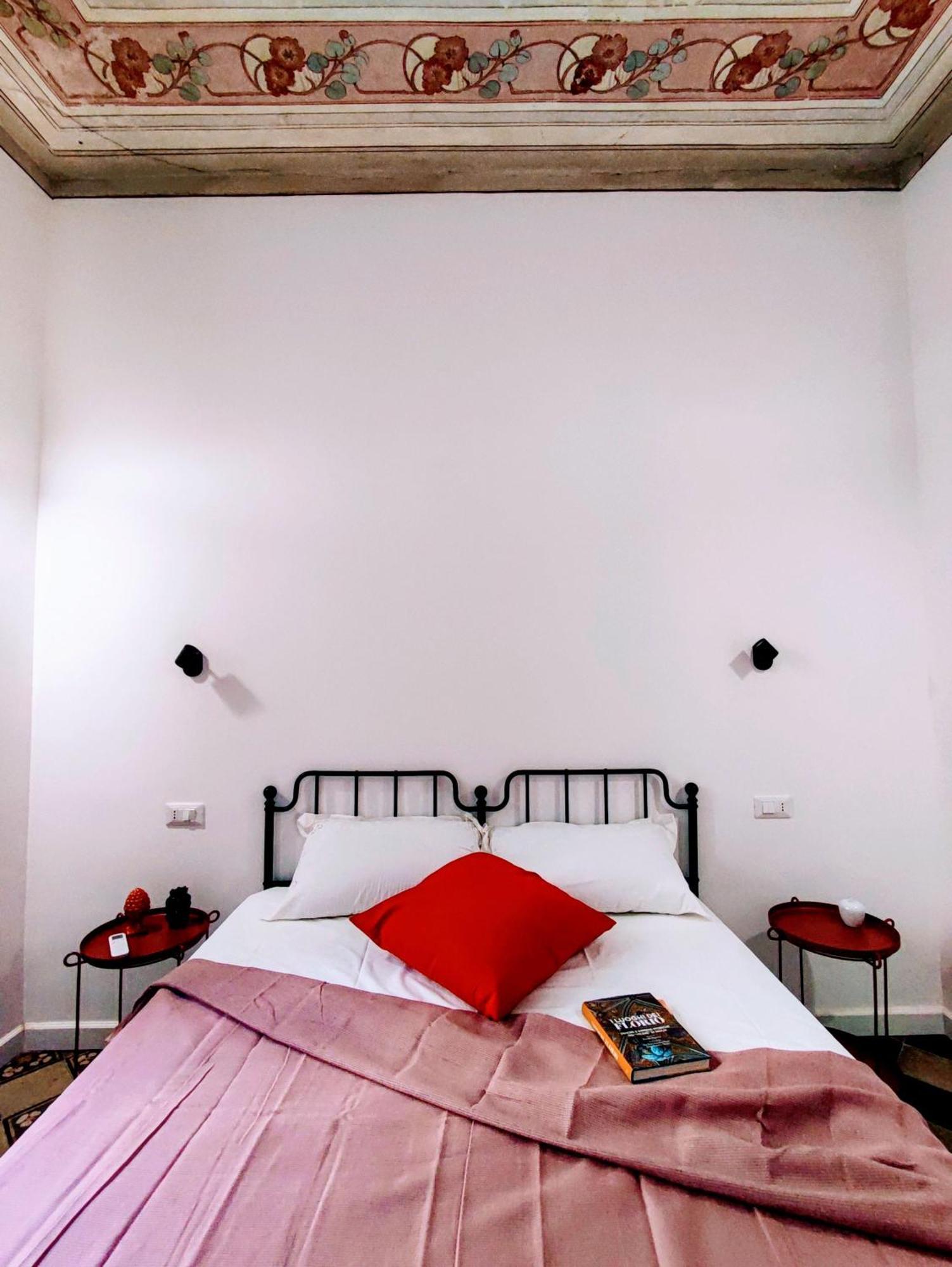 Donna Oliva Guest House パレルモ エクステリア 写真