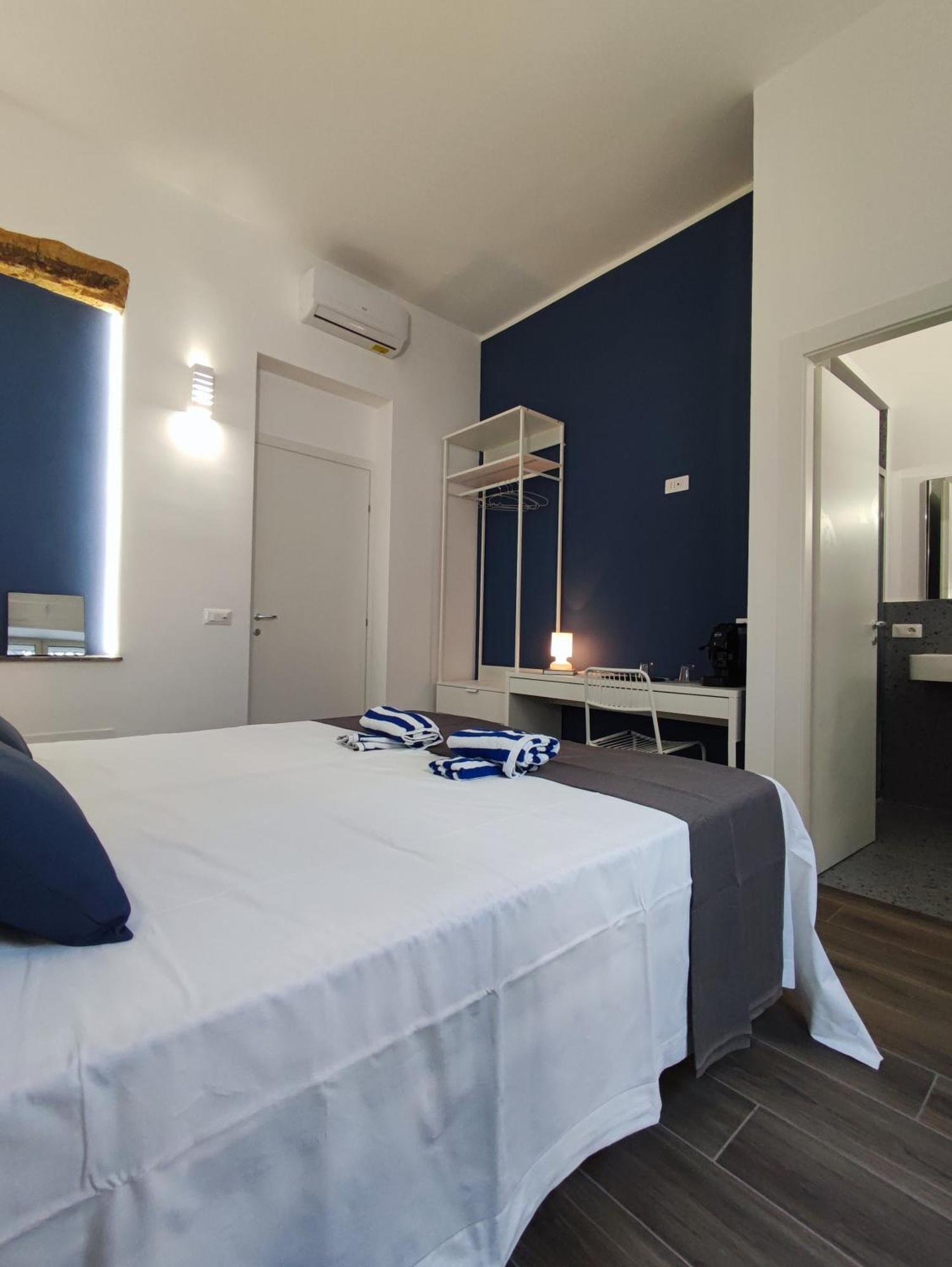 Donna Oliva Guest House パレルモ エクステリア 写真